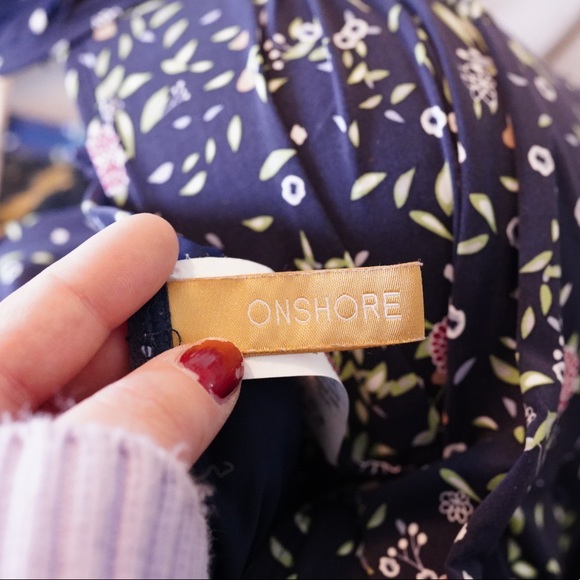 ONSHORE NAVY BLUE FLORAL ONE PIECE RUCHED SWIMSUIT - Picture 5 of 6